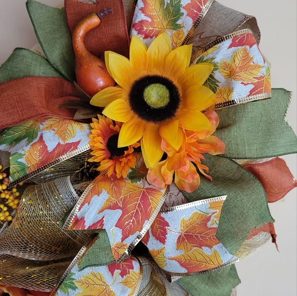 Fall swag - Picture 4 of 6